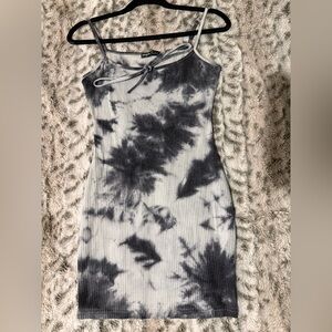 SHEIN Black and Gray Tie-Dye Midi Dress